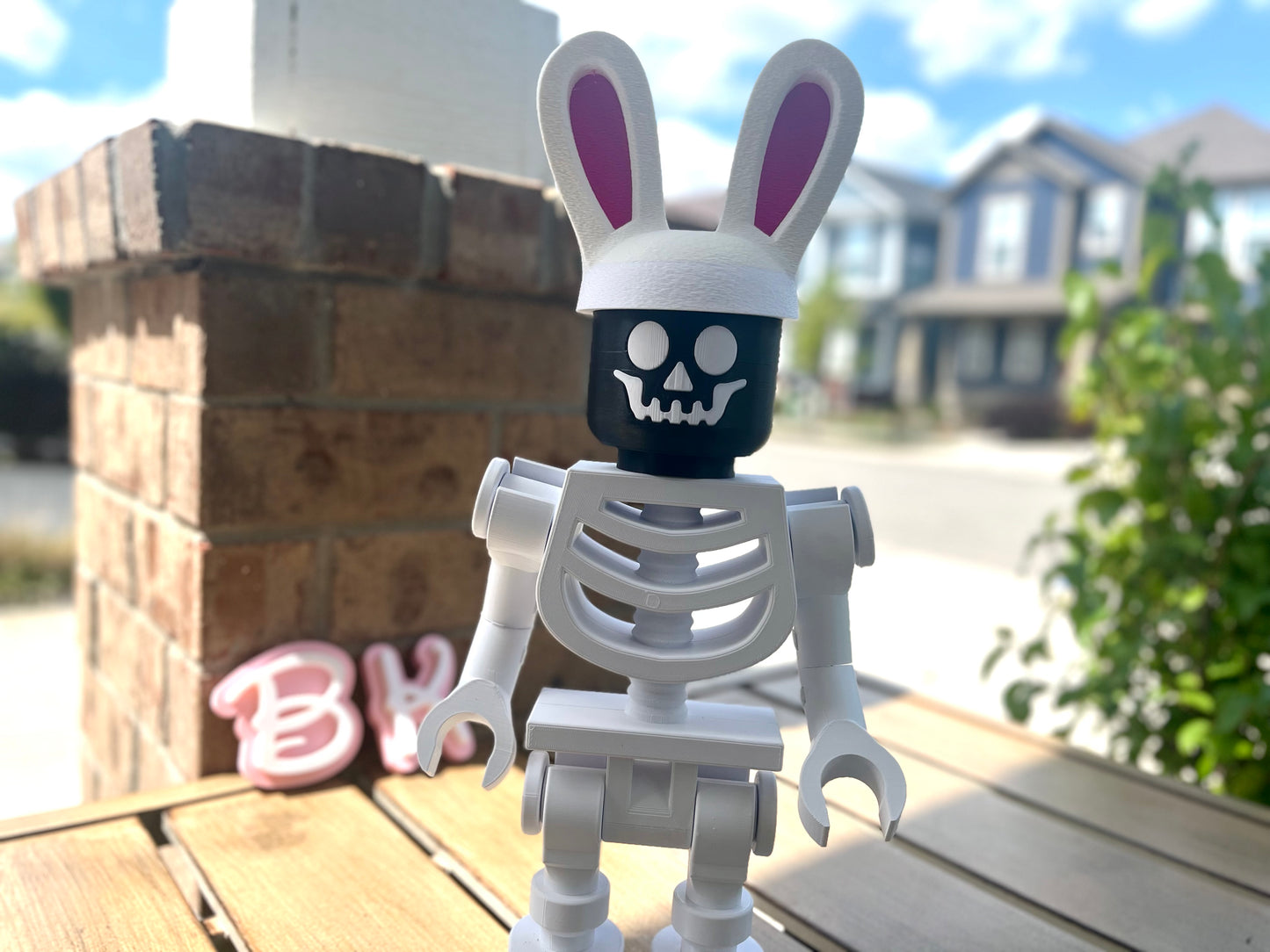 3D Printed Skeleton ACCESSORIES for Brick Figurines: Customize Mega Minifigures