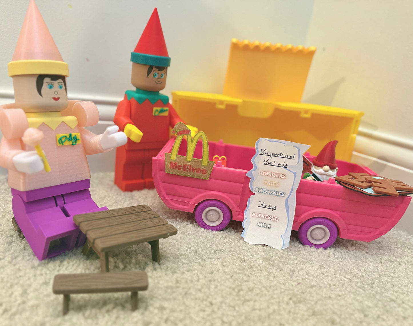 Custom Brick-Style 'Elf on Shelf'-inspired Buddy – 3D Printed & Fully Personalized