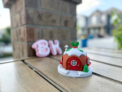 Enchanting Cinnamon Roll Fairy House Tea Light Holder - Festive Christmas Fruit Cake Decoration