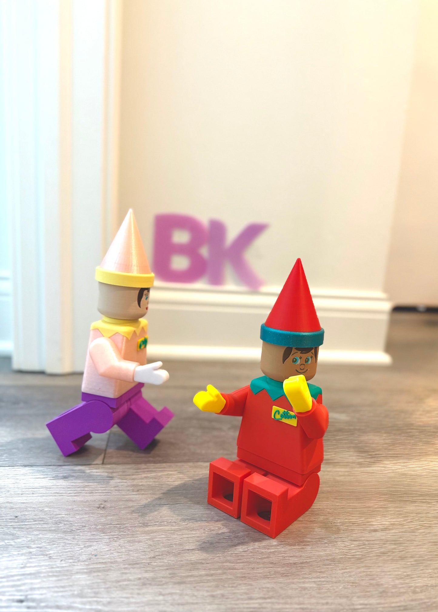 Custom Brick-Style 'Elf on Shelf'-inspired Buddy – 3D Printed & Fully Personalized