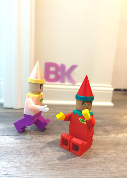 Custom Brick-Style 'Elf on Shelf'-inspired Buddy – 3D Printed & Fully Personalized