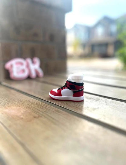 Personalized 3D Printed Mini Sneaker Fidget Toy with Clicker Sound - Customizable Stress Relief Gadget